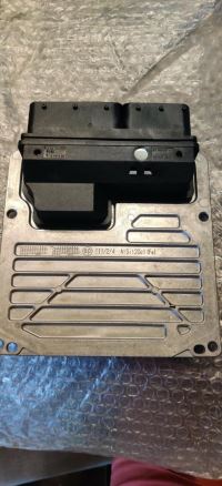Image 3 of Mercedes Siemens ECU A2711530791 W203 230