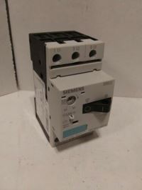 Image 1 of Siemens 3RV1011-1GA10 Circuit Breaker
