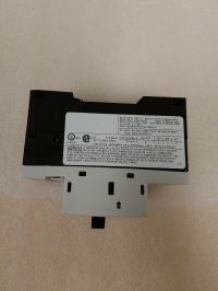 Image 4 of Siemens 3RV1011-1GA10 3-Pole Circuit Breaker, 4.5A-6.3A Range, 400/690V - NEW