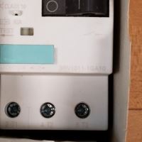 Image 2 of Siemens 3RV1011-1GA10 3-Pole Circuit Breaker, 4.5A-6.3A Range, 400/690V - NEW
