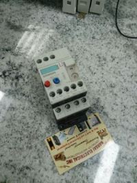Image 1 of  Siemens overload relay   3ru1116-1hb0  3ru1916-3aa01 ( box#25)