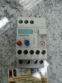Image 2 of  Siemens overload relay   3ru1116-1hb0  3ru1916-3aa01 ( box#25)