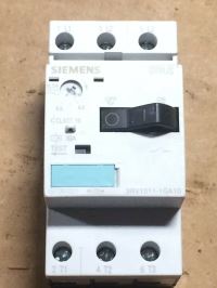 Image 1 of Siemens 3RV1011-1GA10 3-Pole Circuit Breaker, 4.5A-6.3A Range, 400/690V 