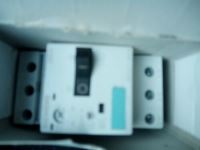 Image 2 of Siemens 3RV1011-1GA10 3-Pole Circuit Breaker, 4.5A-6.3A Range, 400/690V - NEW