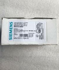 Image 1 of New In Box Siemens motor protection circuit breaker 3RV1011-1GA10