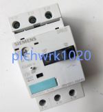 Image 2 of 1 PCS NEW IN BOX Siemens Contactor 3RV1011-1GA10