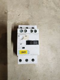 Image 1 of Siemens 3RV1011-1GA10 Contactor 