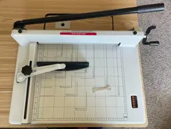 YG-858 A3 MANUAL PAPER CUTTER VEVOR STACK CUTTER 17