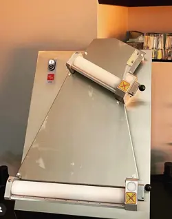 DOUGH ROLLING MACHINE