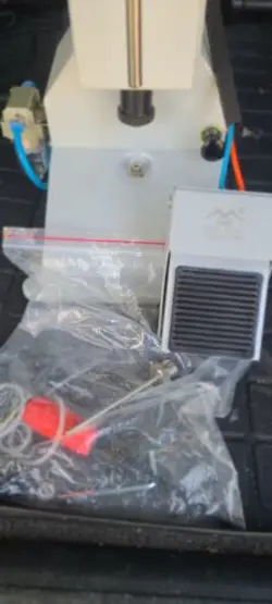 VEVOR PNEUMATIC LIQUID FILLING MACHINE OIL PASTE BOTTLE FILLER 5-50ML W PEDAL