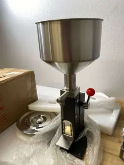 MANUAL LIQUID FILLING MACHINE OIL PASTE BOTTLE FILLER 5-50ML ADJUSTABLE