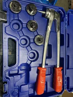 PEX TUBING EXPANDR