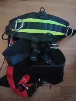 VEVOR FULL BODY HARNESS