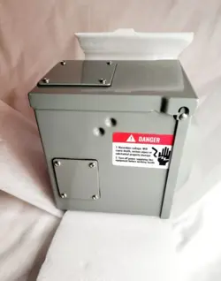 VEVOR 50 AMP 125-VOLT/250-VOLT RECEPTACLE  OUTDOOR POWER OUTLET PLUG