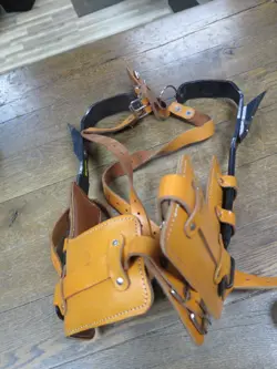 VEVOR TREE CLIMBING SPIKES NICE!