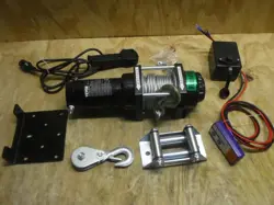 NEW VEVOR ELECTRIC PICKUP TRUCK CRANE HOIST WINCH GZB80263-1100-12V FAST SHIP