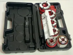 OPEN BOX VEVOR MANUAL RATCHET PIPE THREADER KIT 6 PCS NPT DIES