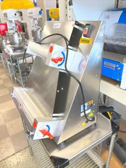 DOUGH ROLLER SHEETER/