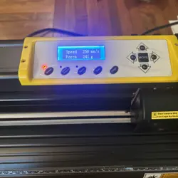 PLOTTER MACHINE