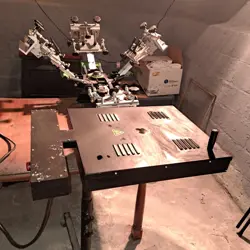 RILEY HOPKINS 250 4 COLOR 1 STATION SILKSCREEN PRESS AND VEVOR 16X16 FLASH DRYER