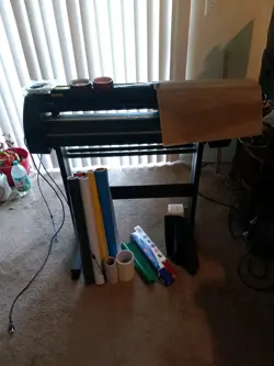 VEVOR VINYL CUTTER MACHINE VINYL PLOTTER W/ SIGNMASTER SOFTWARE AND EXTRA'S