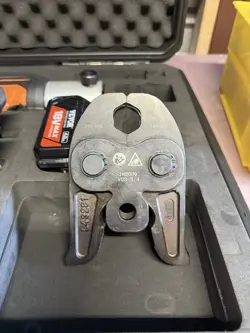 3/4” COPPER/STAINLESS STEEL