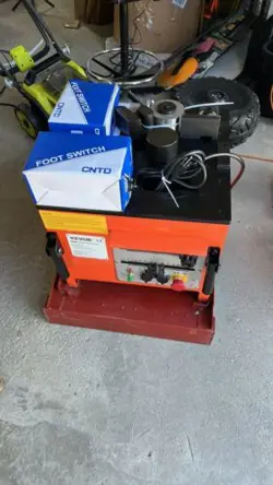 VEVOR RB-25 ELECTRIC HYDRAULIC REBAR BENDER W/ 2 FOOT CONTROLS ORANGE NEW NO BOX