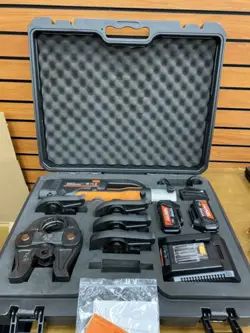 VEVOR PRO PRESS TOOL, 18V ELECTRIC PIPE CRIMPING TOOL FOR 1/2