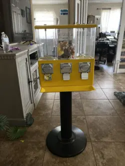 VEVOR GUMBALL MACHINE VENDING COIN BANK CANDY DISPENSER STAND YELLOW