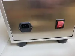 SEMI-AUTOMATIC ROUND LABELING