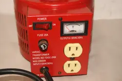 VOLTAGE REGULATOR 2000VA