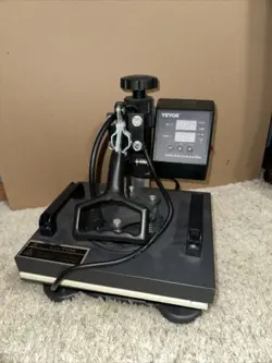 VEVOR HEAT PRESS MACHINE - LIGHTLY USED