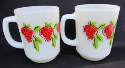 STRAWBERRY MUGS WHITE