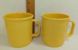 MUGS CUPS YELLOW