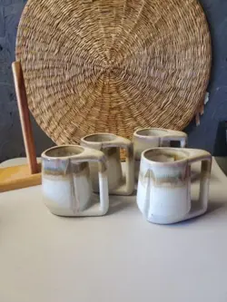 POTTERY MUG CERAMIC