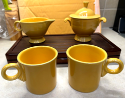 W/2 MUGS-