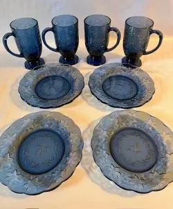 BLUE MUGS W/