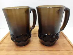 2 VINTAGE TIFFIN FRANCISCAN MADERIA BROWN COFFEE GLASS CRYSTAL MUGS WITH HANDLES