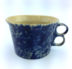 AGATE TRIGGER MUG
