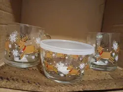 DISH WITH MUGS