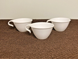 3 VINTAGE CORELLE LIVINGWARE BY CORNING WINTER WHITE FROST HOOK HANDLE CUP