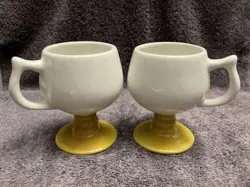MUSTARD PEDESTAL
