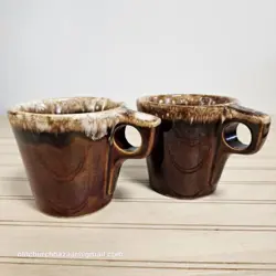 SET OF 2 VINTAGE HULL POTTERY BROWN DRIP GLAZE OVEN PROOF USA COFFEE CUPS MUGS