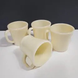 4 VINTAGE FIRE KING IVORY GLASS D HANDLE COFFEE CUPS MUGS *SEE PICS*