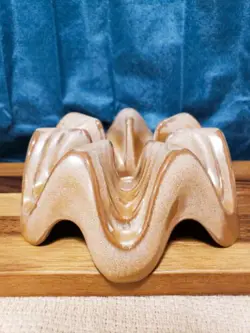 MODERN POTTERY