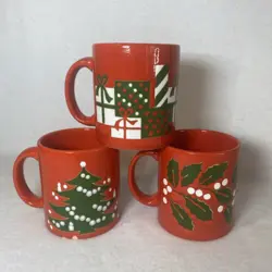 RED MUGS TREES