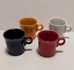 LOT OF 4 VTG FIESTAWARE HOMER LAUGHLIN HLC 
