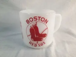 VINTAGE FEDERAL MILK GLASS MUG BOSTON RED SOX MADE IN USA