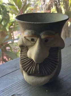 FACE MUG 1982