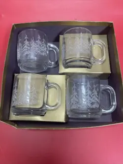 VINTAGE LIBBEY FROSTY PINES MUGS COFFEE/HOT COCOA GLASS SET OF 4
